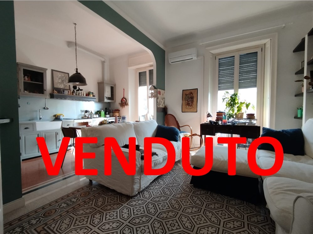 LUMINOSO  AMPIO  BILOCALE  IN CONTESTO D'EPOCA   - VIA MELCHIORRE GIOIA, 121